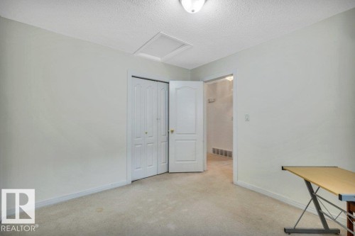 3135 34B Avenue Nw, Edmonton, AB - Indoor Photo Showing Other Room