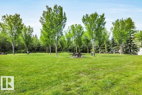 3135 34B Avenue Nw, Edmonton, AB - Outdoor
