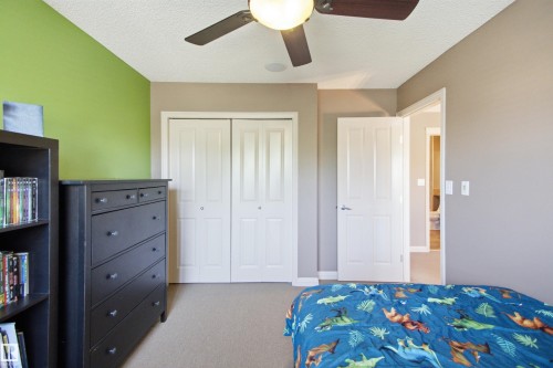 12429 17A Avenue Sw, Edmonton, AB - Indoor Photo Showing Bedroom