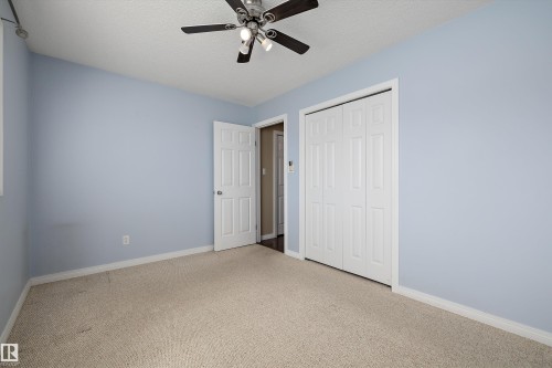 7540 152C Avenue Nw, Edmonton, AB - Indoor Photo Showing Other Room