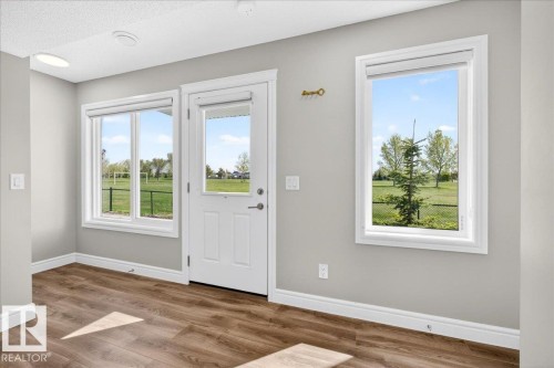 #63 16335 84 St Nw, Edmonton, AB - Indoor Photo Showing Other Room