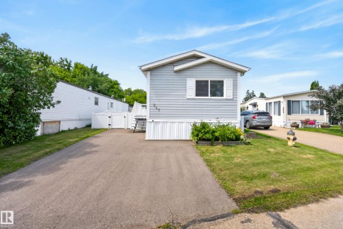547 Evergreen Park Northwest, Edmonton, AB - Outdoor