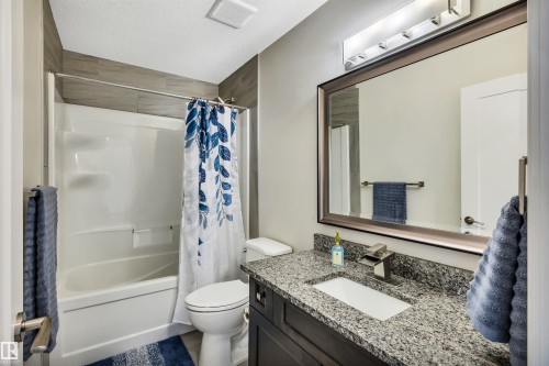 6 Elise Place, St. Albert, AB - Indoor Photo Showing Bathroom