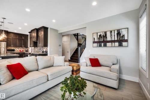 6 Elise Place, St. Albert, AB - Indoor Photo Showing Living Room