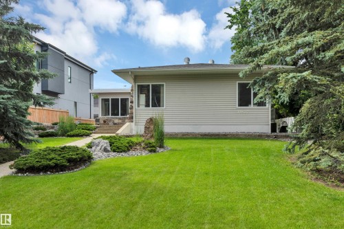 11807 91 Avenue Nw, Edmonton, AB - Outdoor