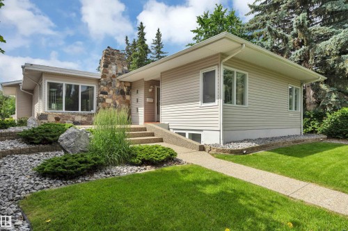 11807 91 Avenue Nw, Edmonton, AB - Outdoor