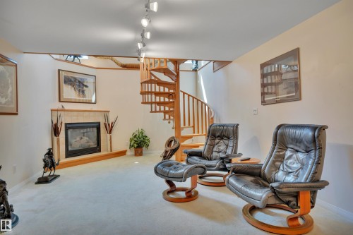 11807 91 Avenue Nw, Edmonton, AB - Indoor Photo Showing Living Room With Fireplace