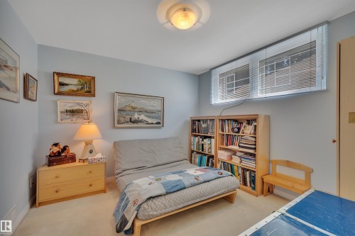 11807 91 Avenue Nw, Edmonton, AB - Indoor Photo Showing Bedroom