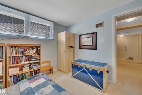 11807 91 Avenue Nw, Edmonton, AB - Indoor Photo Showing Other Room