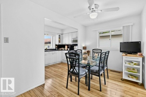 13523 65 Street, Edmonton, AB - Indoor Photo Showing Dining Room