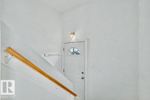 13523 65 Street, Edmonton, AB - Indoor Photo Showing Other Room