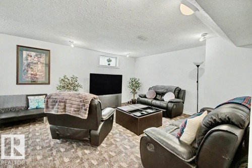 13523 65 Street, Edmonton, AB - Indoor Photo Showing Living Room