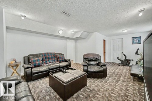 13523 65 Street, Edmonton, AB - Indoor