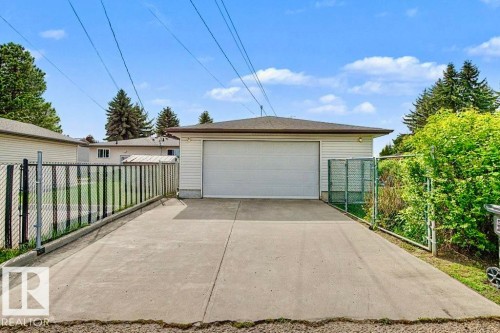 13523 65 Street, Edmonton, AB - Outdoor