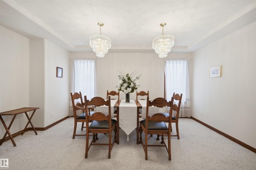 777 Butterworth Drive Nw, Edmonton, AB - Indoor Photo Showing Dining Room