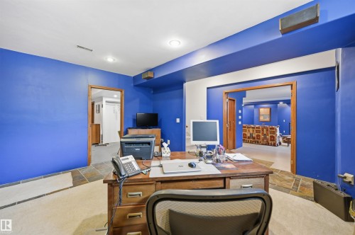 777 Butterworth Drive Nw, Edmonton, AB - Indoor Photo Showing Office