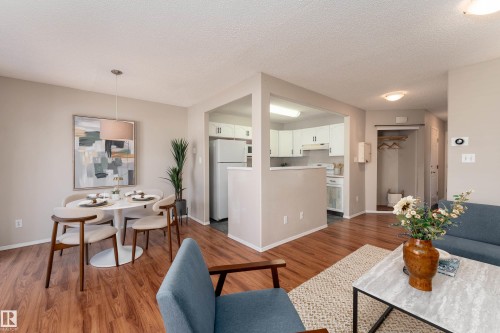 121 Bulyea Road Nw, Edmonton, AB - Indoor Photo Showing Other Room