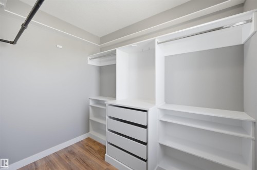 9 Southbridge Drive, Calmar, AB - Indoor