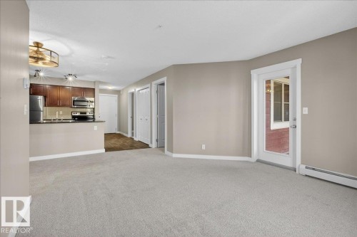 #213 5390 Chappelle Rd Sw, Edmonton, AB - Indoor