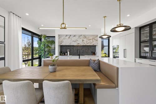 #42 5 Rondeau Dr, St. Albert, AB - Indoor Photo Showing Dining Room