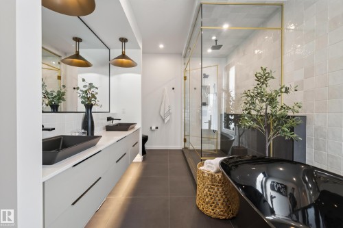 #42 5 Rondeau Dr, St. Albert, AB - Indoor
