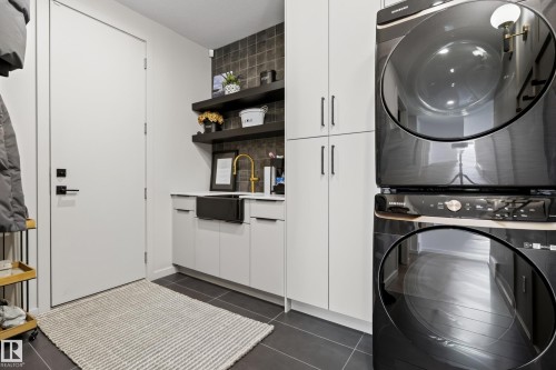 #42 5 Rondeau Dr, St. Albert, AB - Indoor Photo Showing Laundry Room
