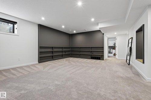 #42 5 Rondeau Dr, St. Albert, AB - Indoor