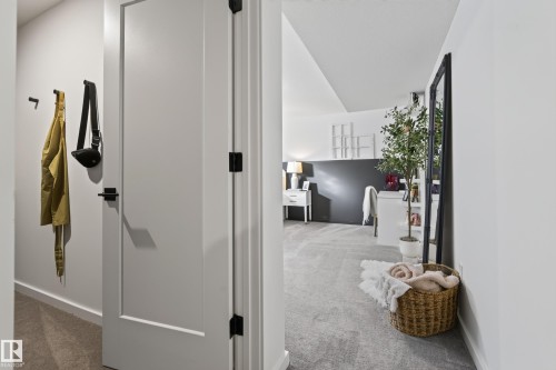 #42 5 Rondeau Dr, St. Albert, AB - Indoor Photo Showing Other Room