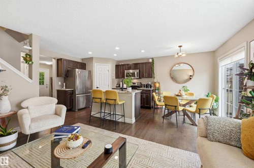 #11 5317 3 Av Sw, Edmonton, AB - Indoor