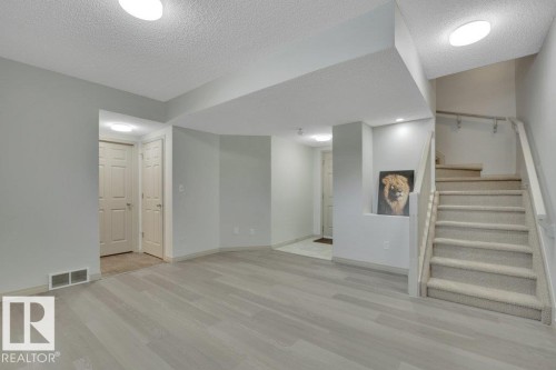 #41 1650 Towne Center Bv Nw, Edmonton, AB - Indoor Photo Showing Other Room