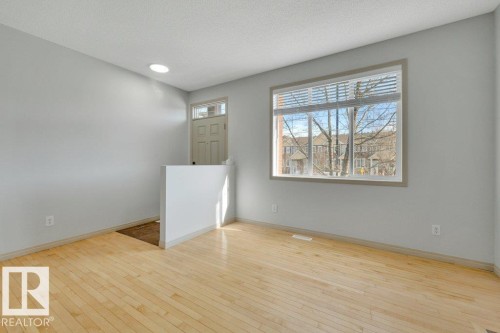 #41 1650 Towne Center Bv Nw, Edmonton, AB - Indoor Photo Showing Other Room