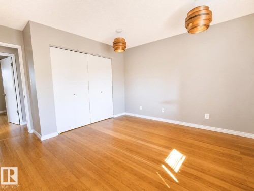 2914 48 Street Nw, Edmonton, AB - Indoor Photo Showing Other Room