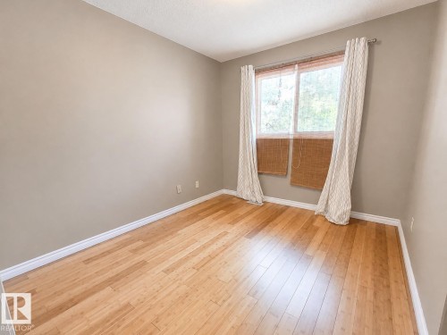 2914 48 Street Nw, Edmonton, AB - Indoor Photo Showing Other Room