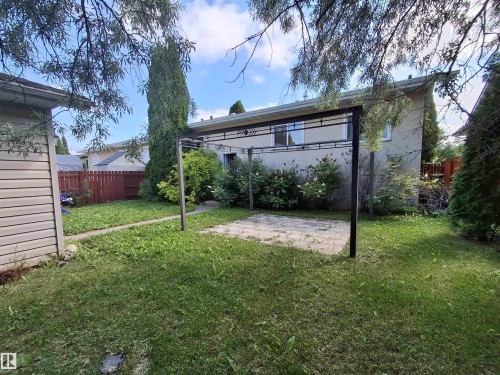 2914 48 Street Nw, Edmonton, AB - Outdoor