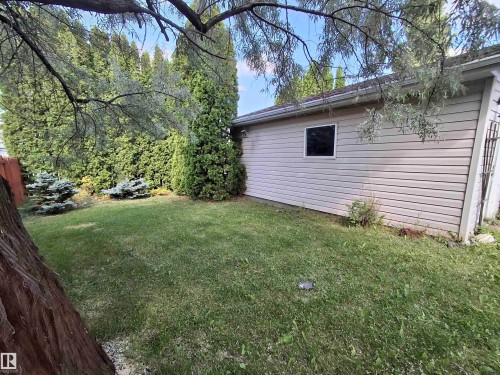 2914 48 Street Nw, Edmonton, AB - Outdoor