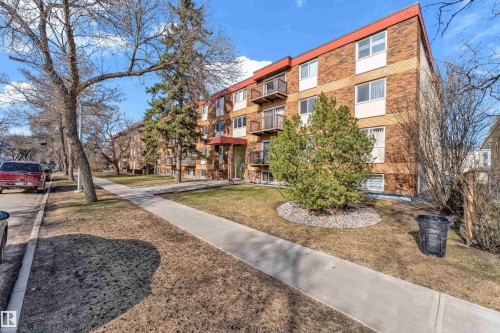 #105 10725 111St Nw, Edmonton, AB - Outdoor