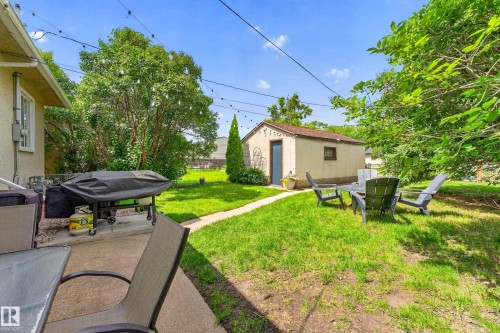 7530 80 Avenue Nw, Edmonton, AB - Outdoor With Exterior