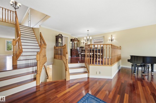 337 Twin Brooks Drive Nw, Edmonton, AB - Indoor Photo Showing Other Room