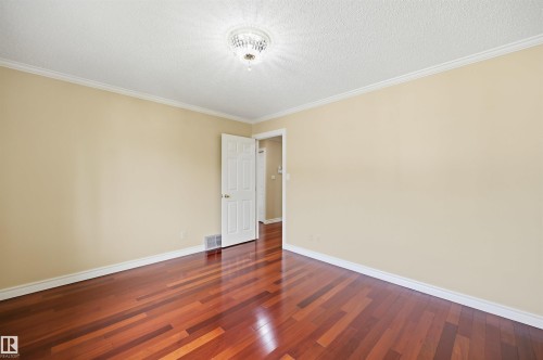 337 Twin Brooks Drive Nw, Edmonton, AB - Indoor Photo Showing Other Room