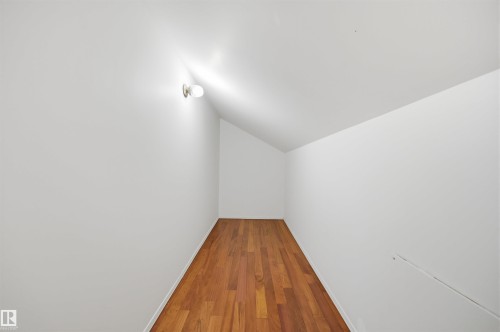 337 Twin Brooks Drive Nw, Edmonton, AB - Indoor Photo Showing Other Room