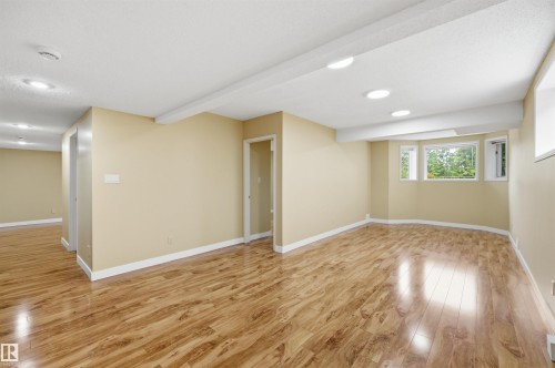 337 Twin Brooks Drive Nw, Edmonton, AB - Indoor