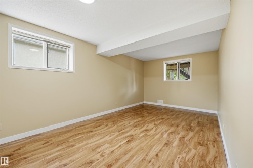 337 Twin Brooks Drive Nw, Edmonton, AB - Indoor Photo Showing Other Room