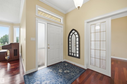 337 Twin Brooks Drive Nw, Edmonton, AB - Indoor Photo Showing Other Room
