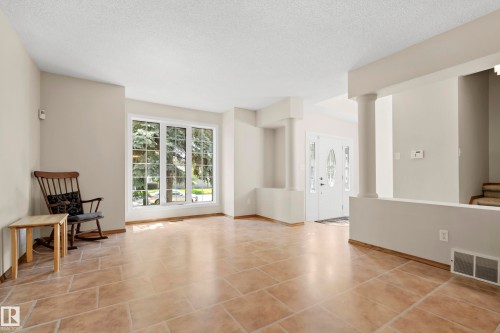 10014 97 Avenue Nw, Edmonton, AB - Indoor Photo Showing Other Room