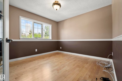 10014 97 Avenue Nw, Edmonton, AB - Indoor Photo Showing Other Room