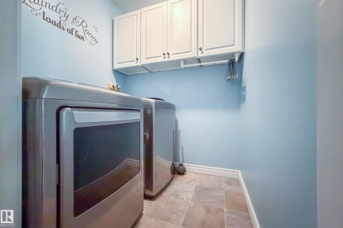 10014 97 Avenue Nw, Edmonton, AB - Indoor Photo Showing Laundry Room