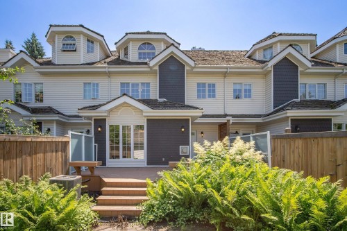 10014 97 Avenue Nw, Edmonton, AB - Outdoor