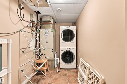 #117 7293 South Terwillegar Dr Nw, Edmonton, AB - Indoor Photo Showing Laundry Room