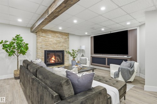 439 Rooney Crescent Nw, Edmonton, AB - Indoor With Fireplace