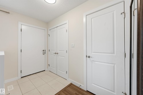 11146 78 Avenue Nw, Edmonton, AB - Indoor Photo Showing Other Room